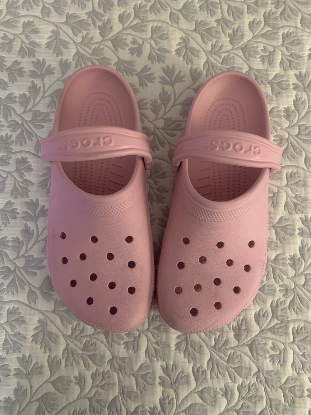 CROCS Women’s Clog in Light Pink